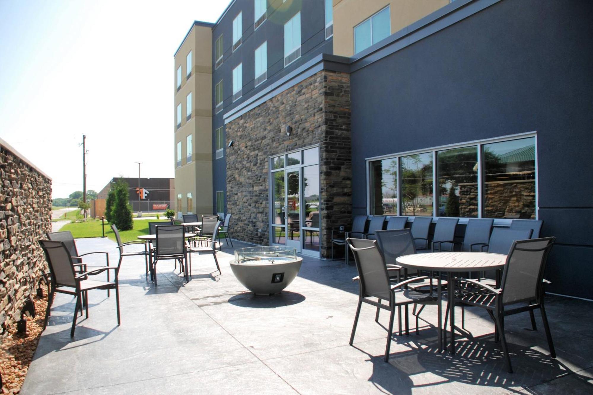 Fairfield Inn & Suites Winona Exterior photo